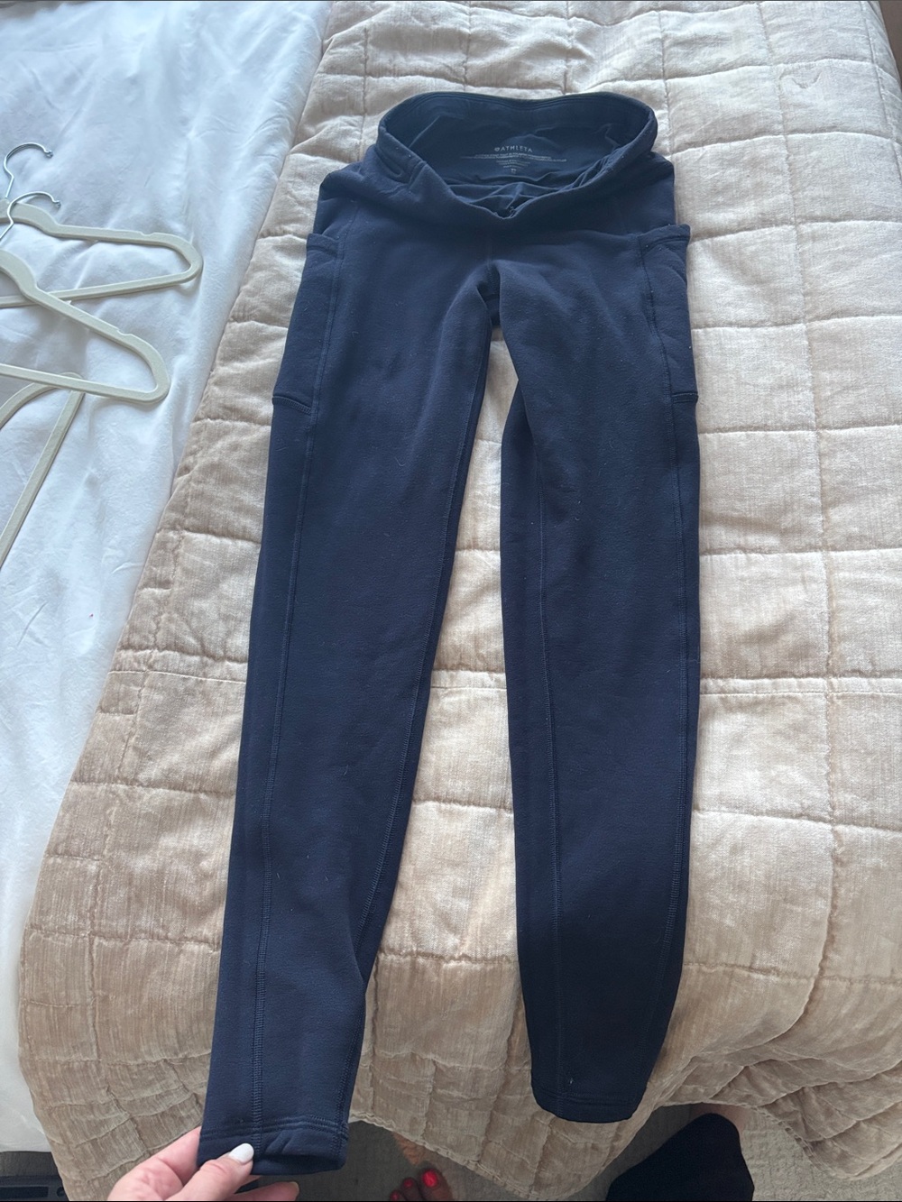 Athleta Navy High-Waist Performance Leggings with Side Pockets